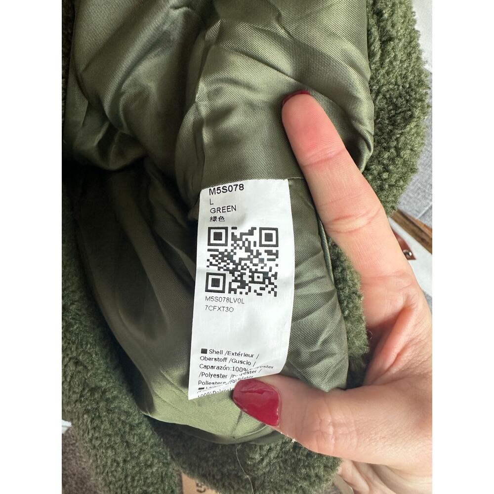 Women's Large Green Fleece Vest‎ - Picture 2 of 4